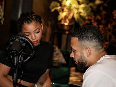 chloe bailey memphis depay